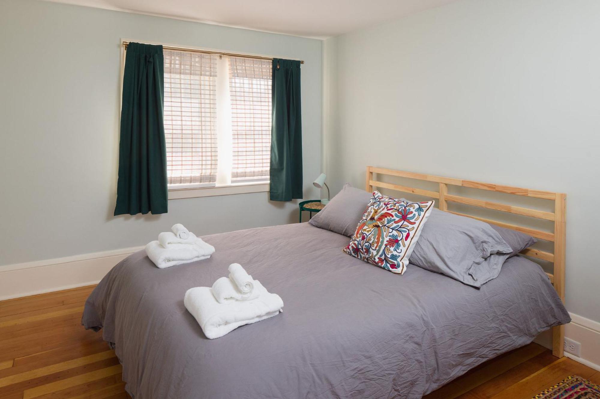 Queen City Bungalow & Cottages Burlington Dış mekan fotoğraf