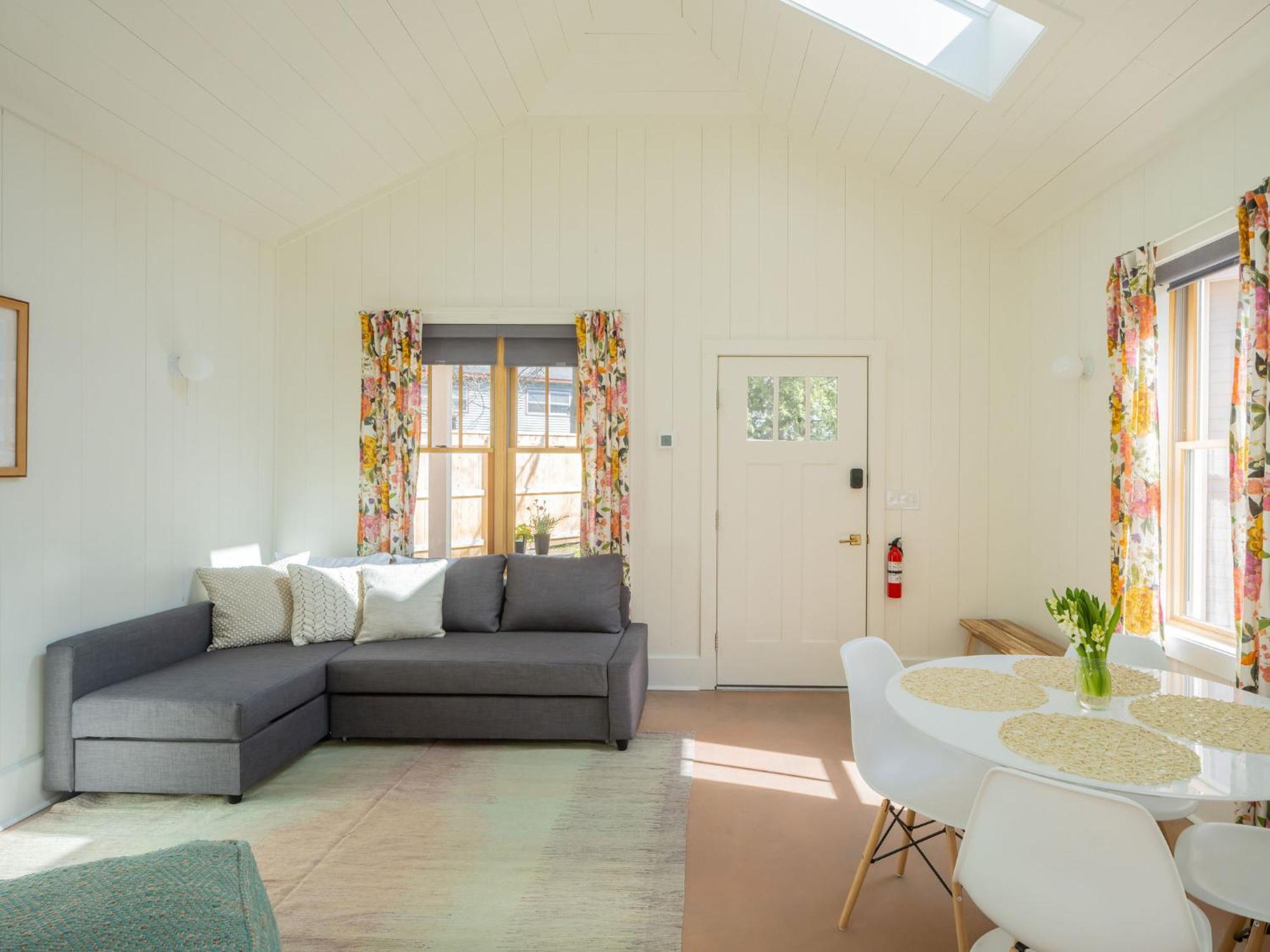 Queen City Bungalow & Cottages Burlington Dış mekan fotoğraf