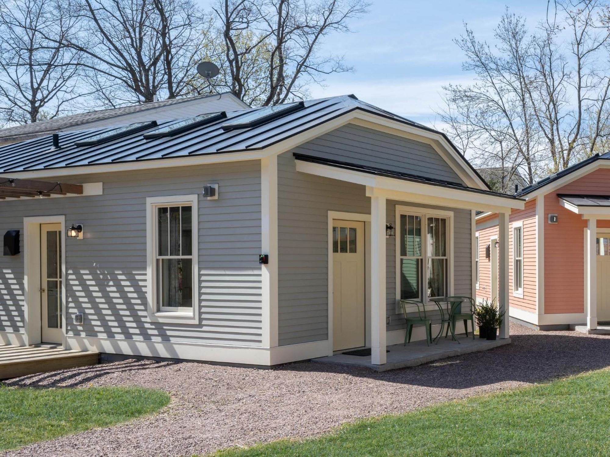 Queen City Bungalow & Cottages Burlington Dış mekan fotoğraf