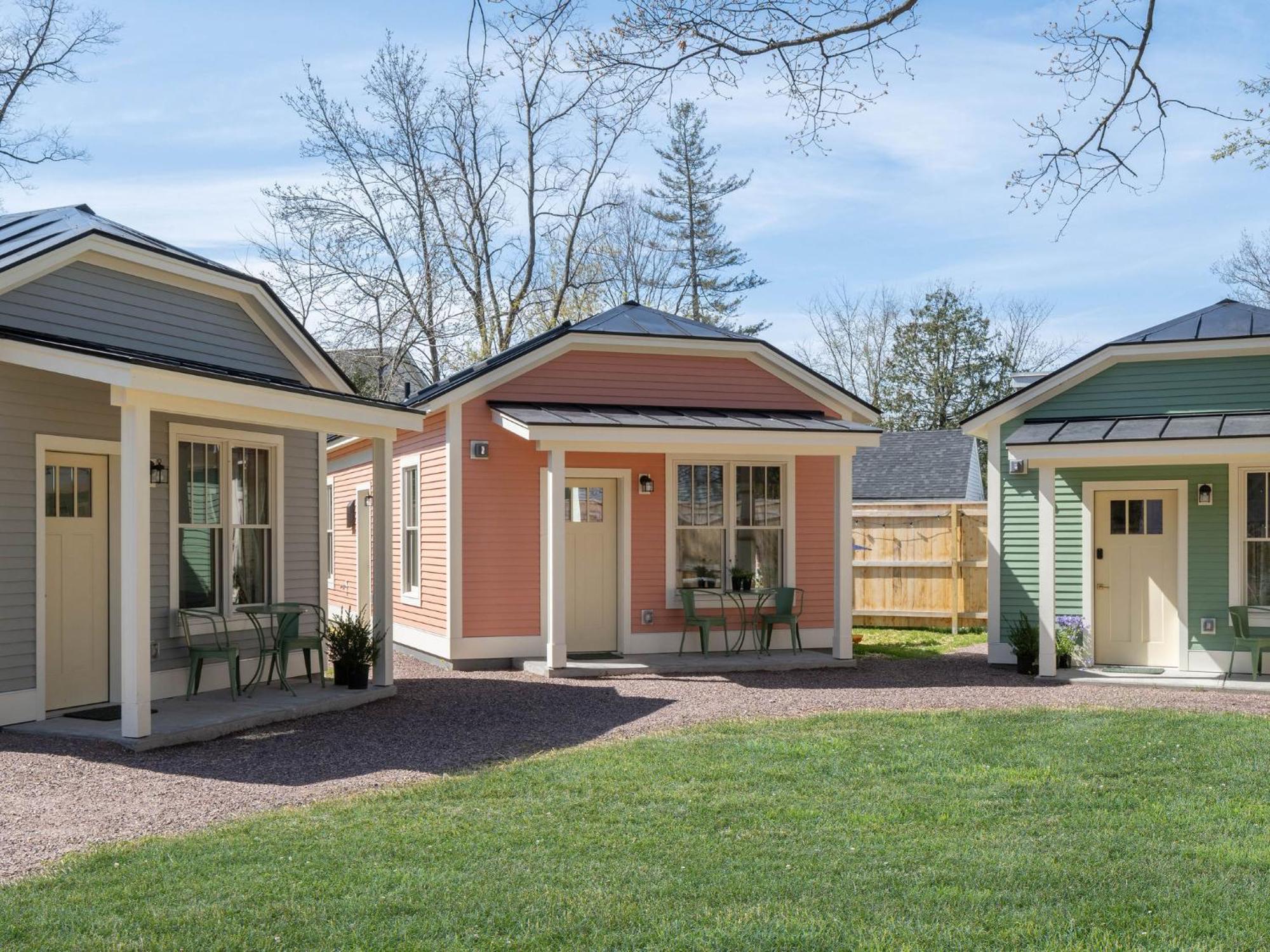 Queen City Bungalow & Cottages Burlington Dış mekan fotoğraf